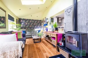 Photo 12- click for photo gallery